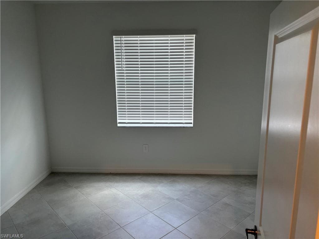 18677 Marlin Kite LN, NORTH FORT MYERS FL 33917-11