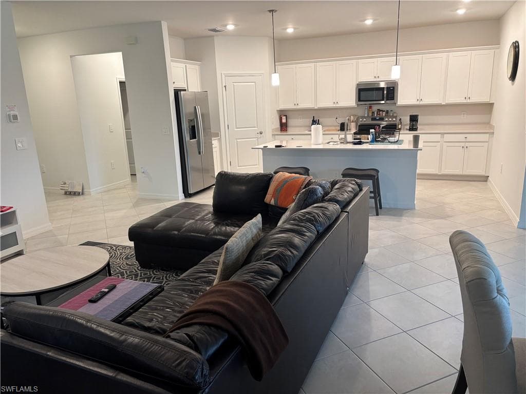 18677 Marlin Kite LN, NORTH FORT MYERS FL 33917-3