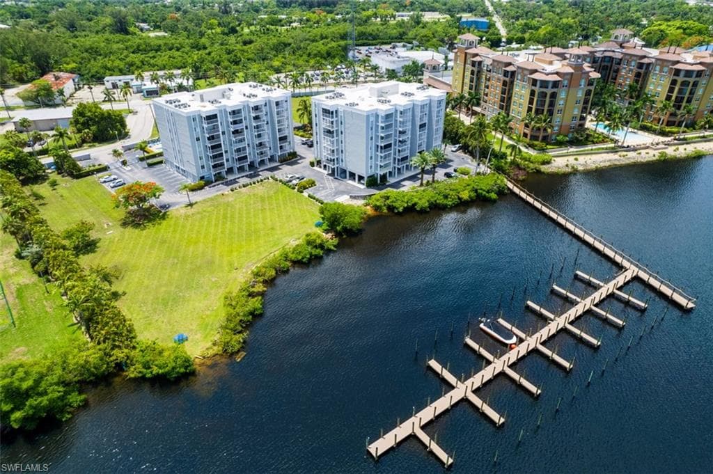 2885 Palm Beach BLVD # 105, FORT MYERS FL 33916-37