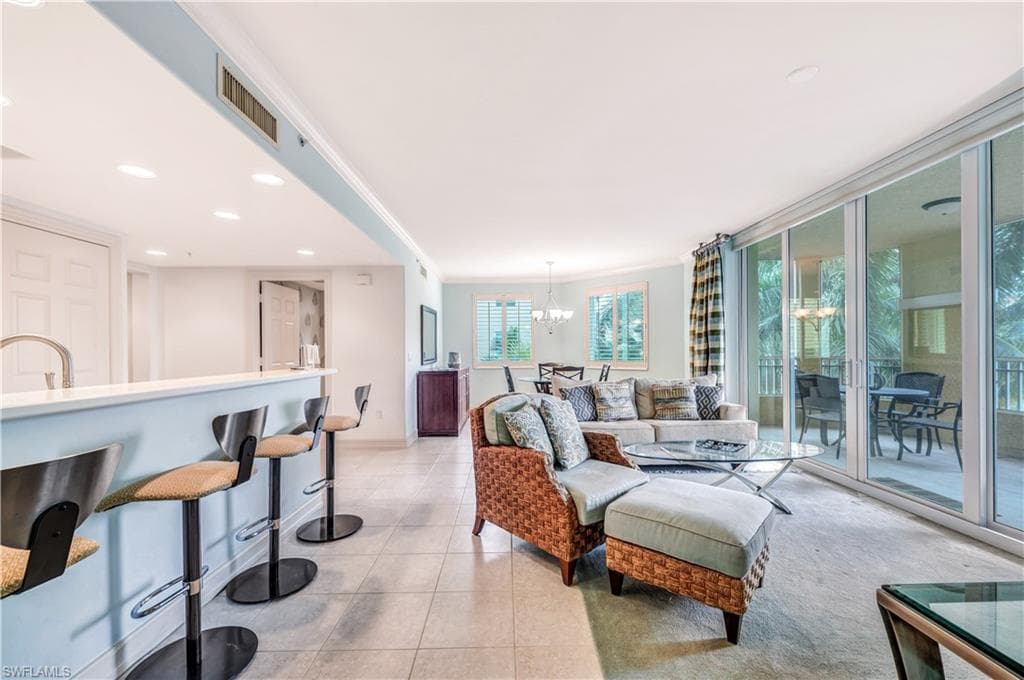 2748 Tiburon BLVD E C-301-8