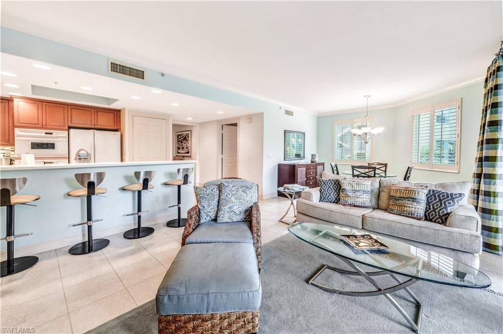 2748 Tiburon BLVD E C-301-3