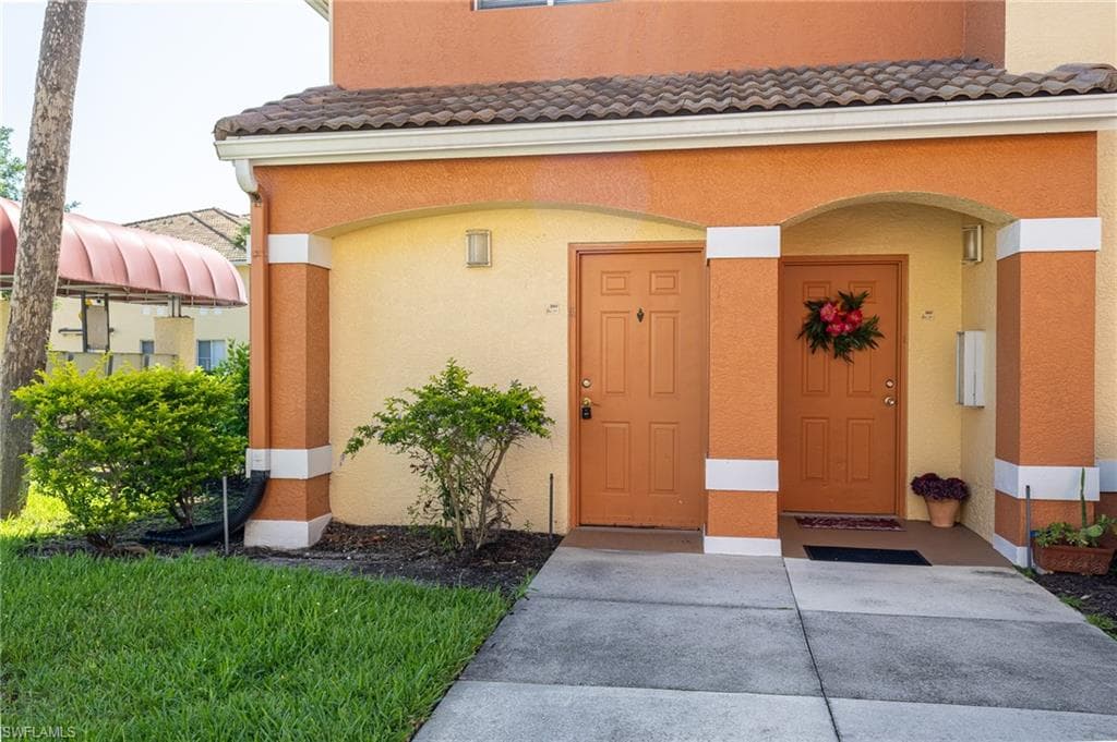 6330 Aragon WAY # 207, FORT MYERS FL 33966-15