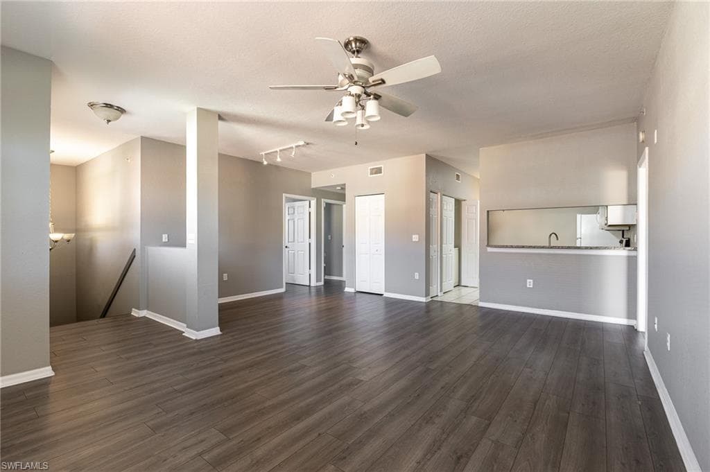 6330 Aragon WAY # 207, FORT MYERS FL 33966-4