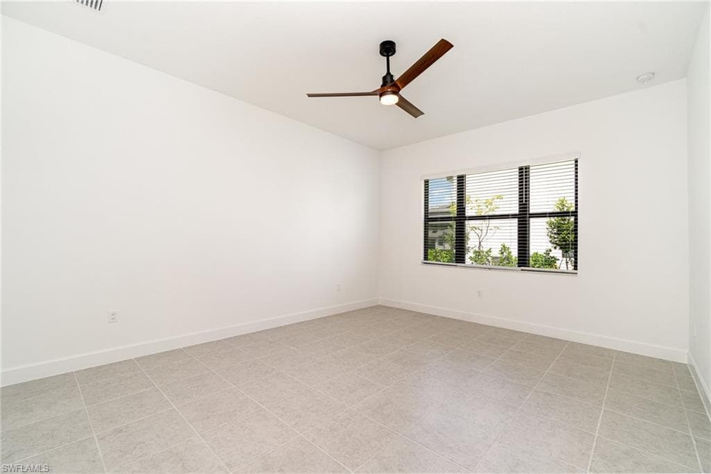 20472 Estero Crossing BLVD, ESTERO FL 33928-4