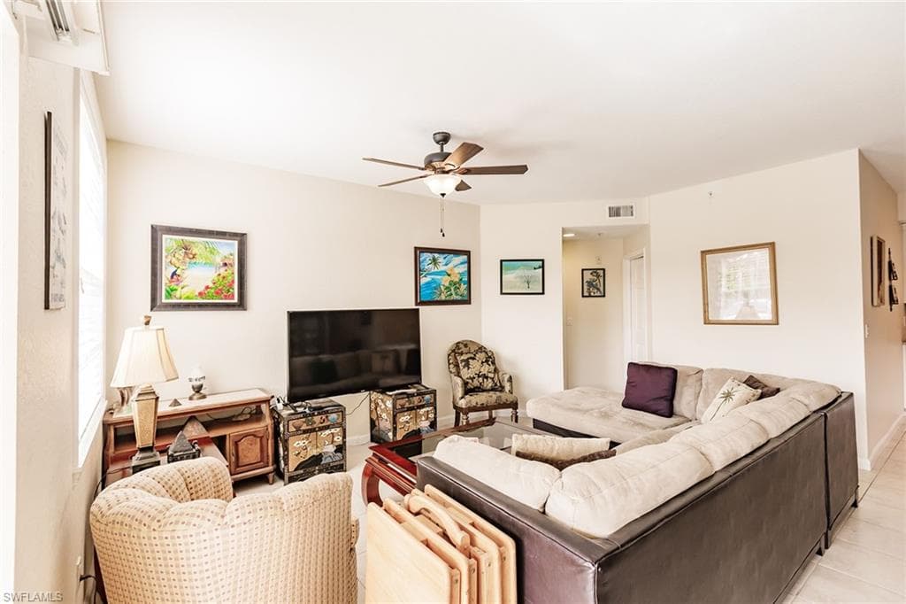 4700 Saint Croix LN # 318, NAPLES FL 34109-16