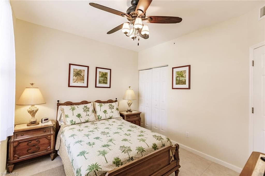 4700 Saint Croix LN # 318, NAPLES FL 34109-29