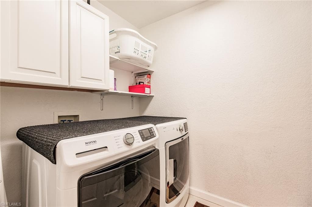 4700 Saint Croix LN # 318, NAPLES FL 34109-30