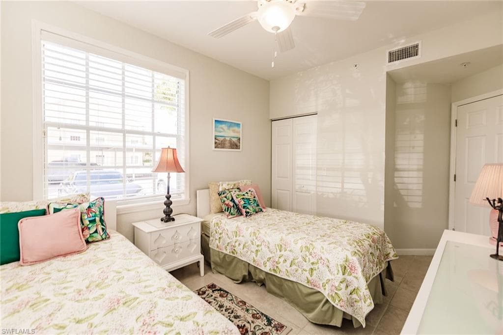 4700 Saint Croix LN # 318, NAPLES FL 34109-24