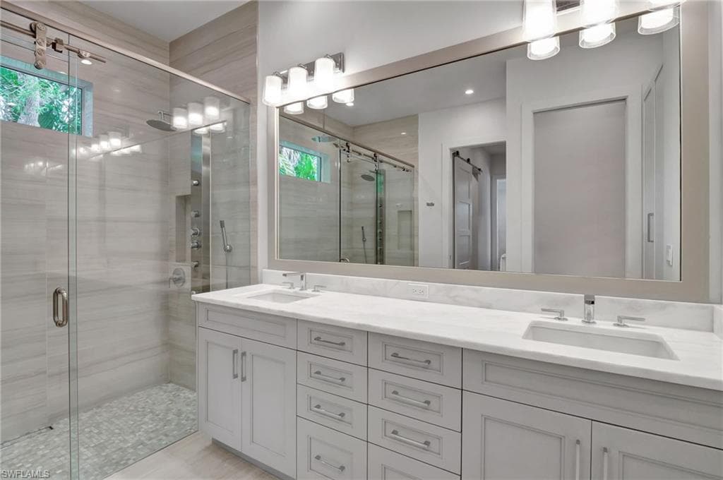 2120 Curtis ST, NAPLES FL 34112-26