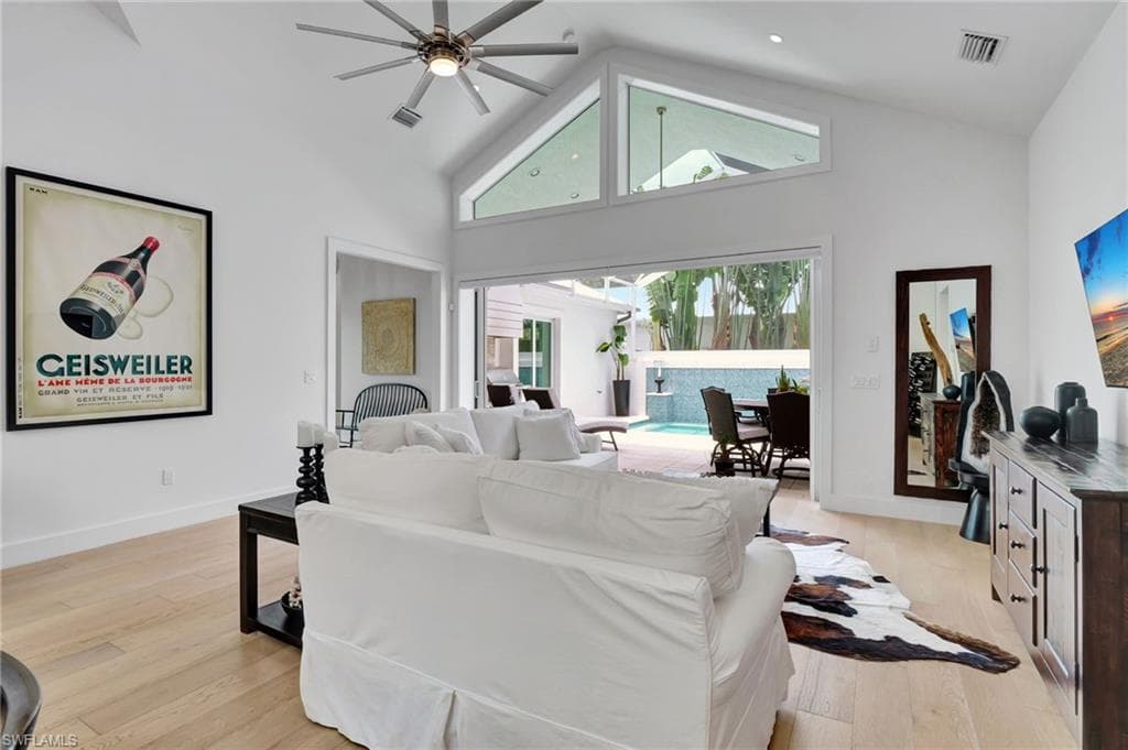 2120 Curtis ST, NAPLES FL 34112-15