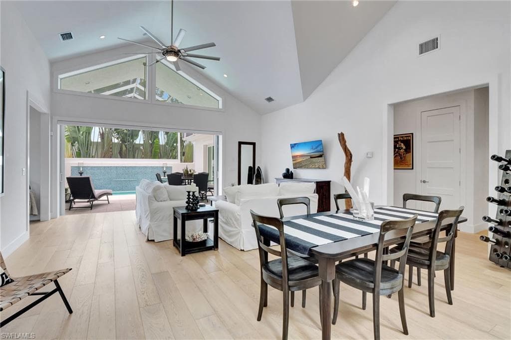 2120 Curtis ST, NAPLES FL 34112-13