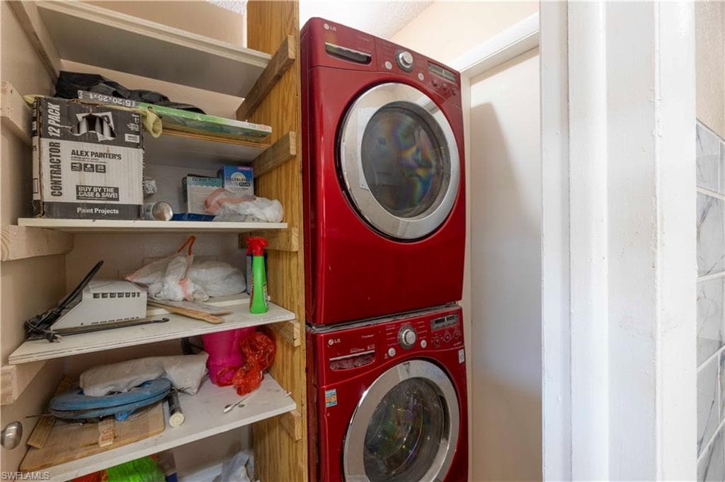 1141 S Alhambra CIR, NAPLES FL 34103-20