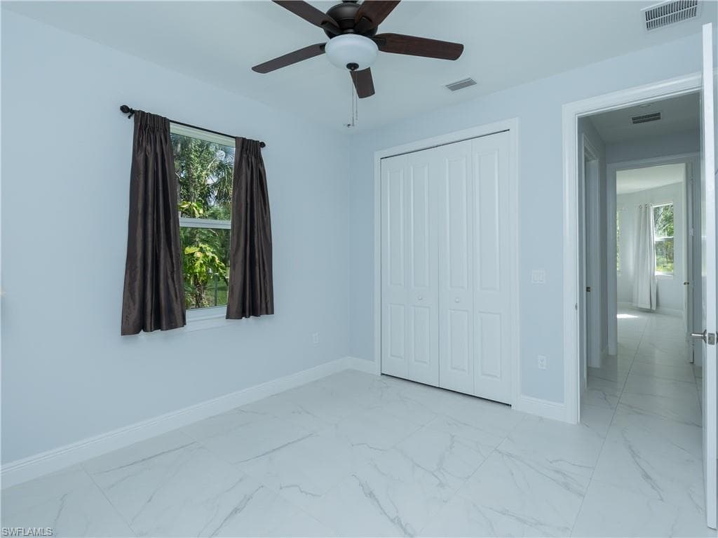260 Price ST, NAPLES FL 34113-22