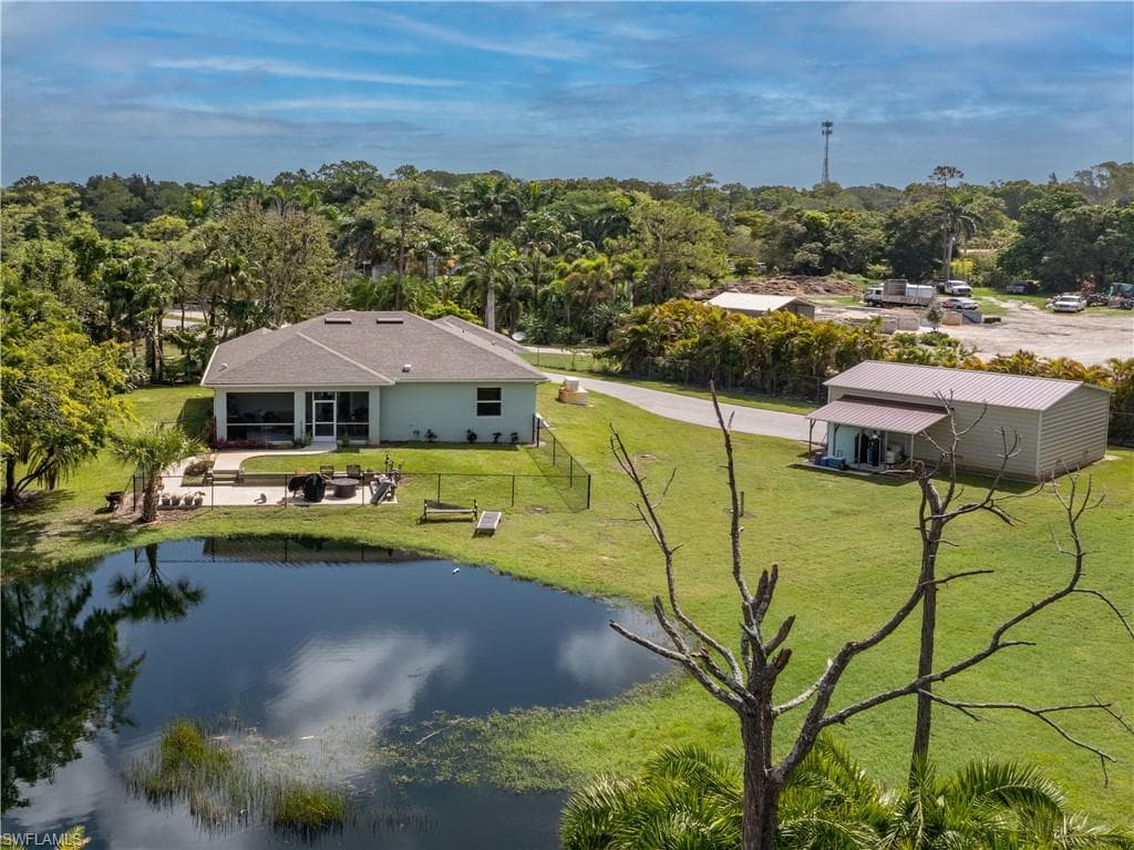 260 Price ST, NAPLES FL 34113-4