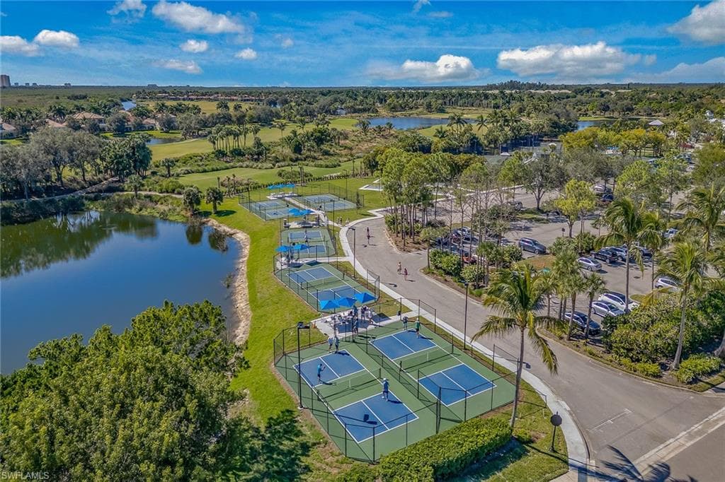 2703 Aviamar CIR, NAPLES FL 34114-48
