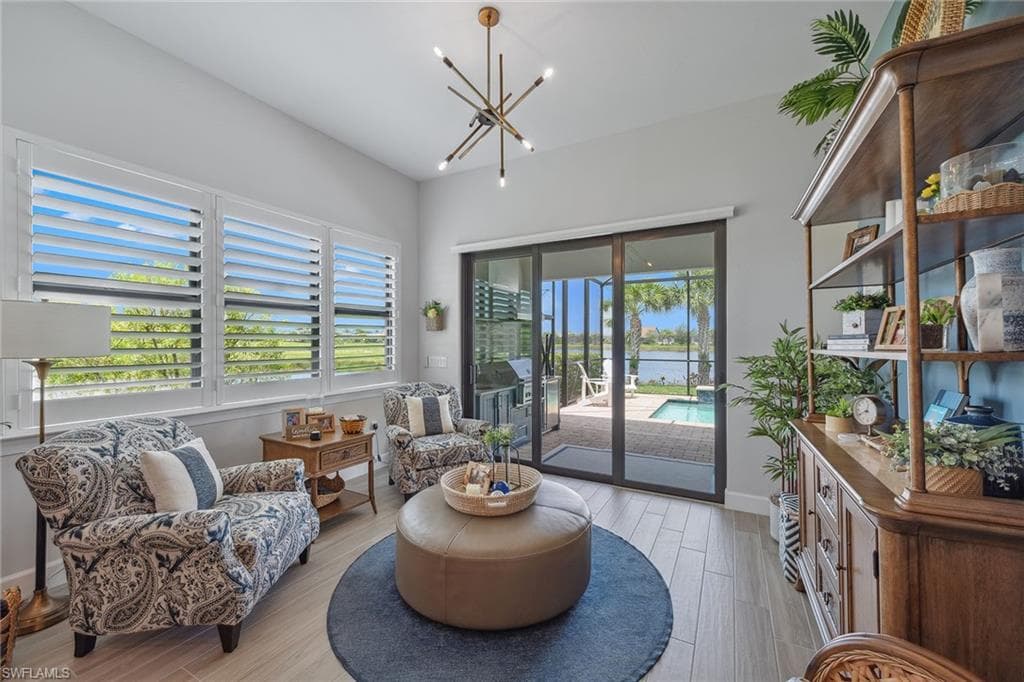 2703 Aviamar CIR, NAPLES FL 34114-14