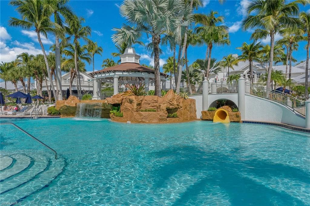 2703 Aviamar CIR, NAPLES FL 34114-38