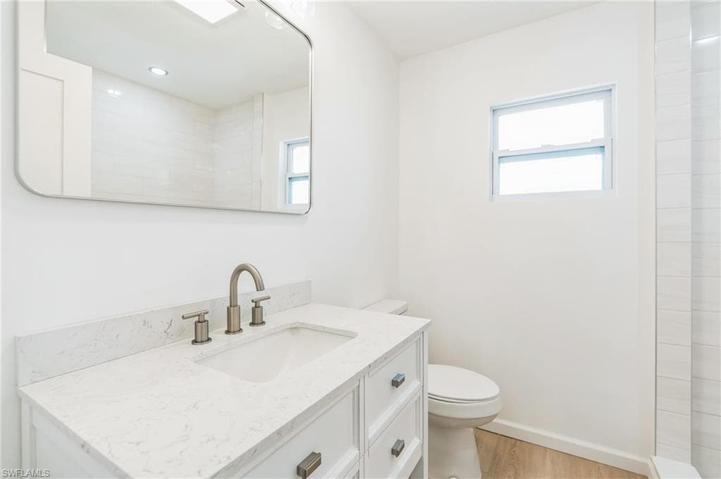 13724 River Forest DR, FORT MYERS FL 33905-8