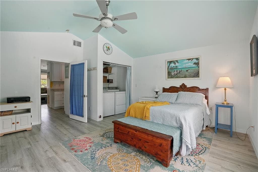 4011 Coconut CIR S, NAPLES FL 34104-12