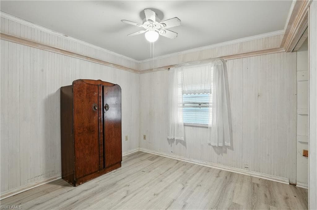 4011 Coconut CIR S, NAPLES FL 34104-18