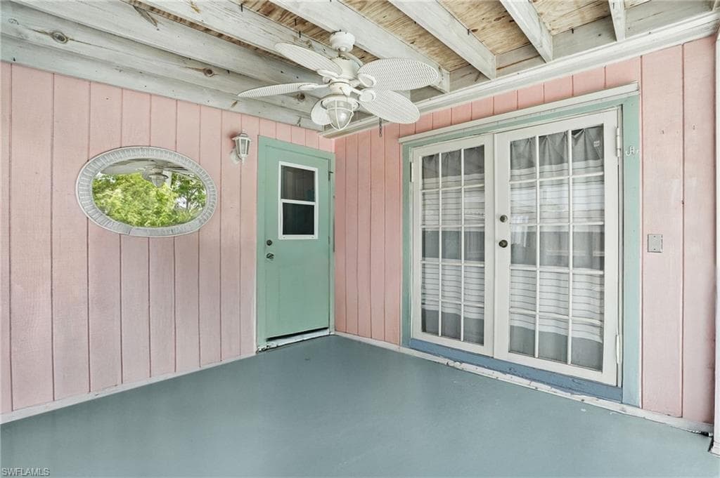 4011 Coconut CIR S, NAPLES FL 34104-24