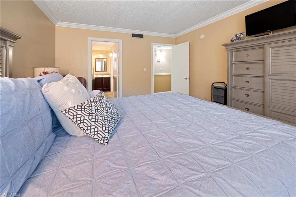 2366 E Mall DR # 217, FORT MYERS FL 33901-23