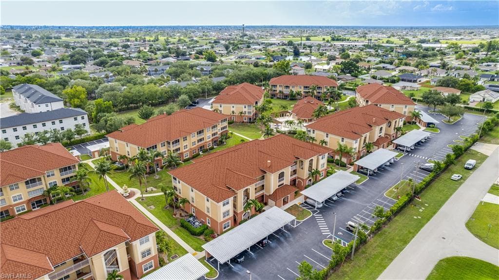 1133 Van Loon Commons CIR # 202, CAPE CORAL FL 33909-42