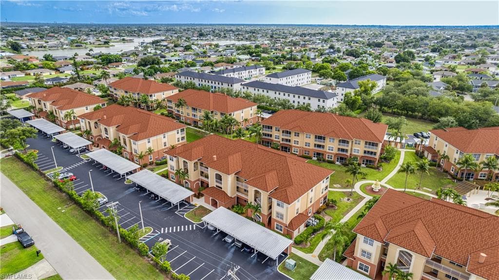 1133 Van Loon Commons CIR # 202, CAPE CORAL FL 33909-39