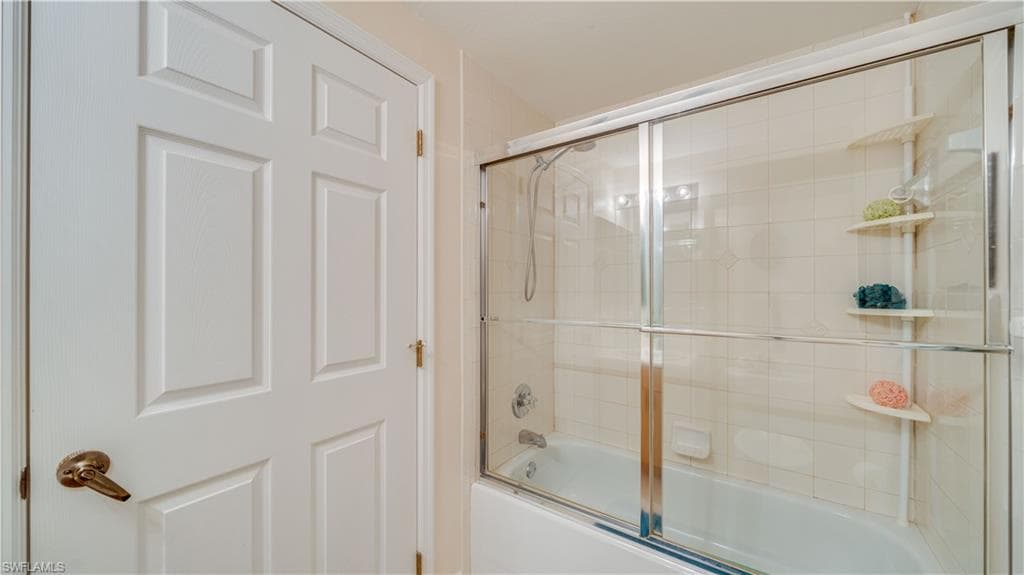 1133 Van Loon Commons CIR # 202, CAPE CORAL FL 33909-24