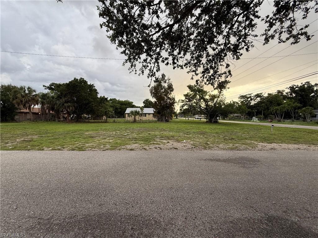 3454 Michigan AVE, FORT MYERS FL 33916-5