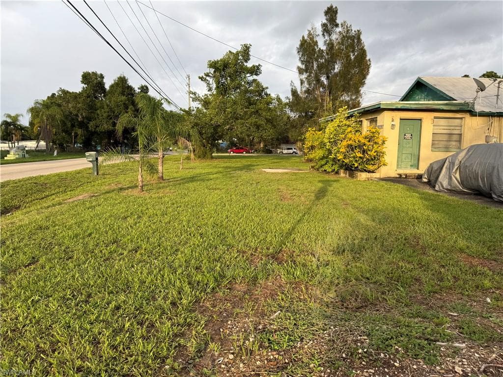 3454 Michigan AVE, FORT MYERS FL 33916-11