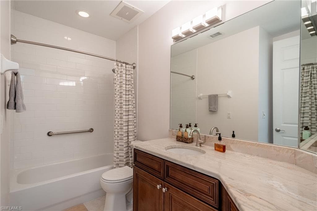 15250 Riverbend BLVD # 101, NORTH FORT MYERS FL 33917-12