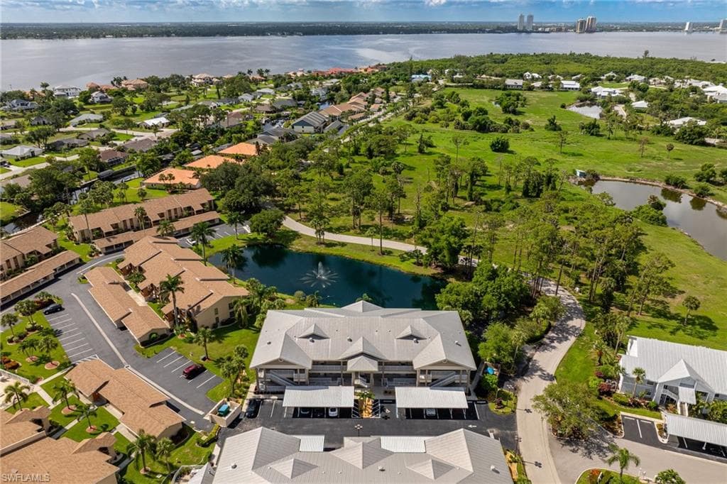 15250 Riverbend BLVD # 101, NORTH FORT MYERS FL 33917-20