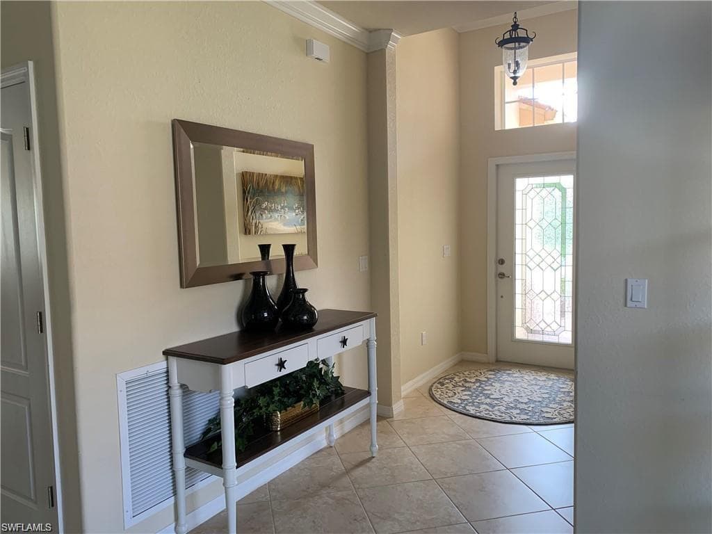 8088 Piedmont DR, NAPLES FL 34104-15