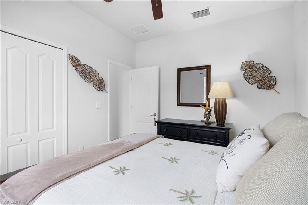 8088 Piedmont DR, NAPLES FL 34104-17