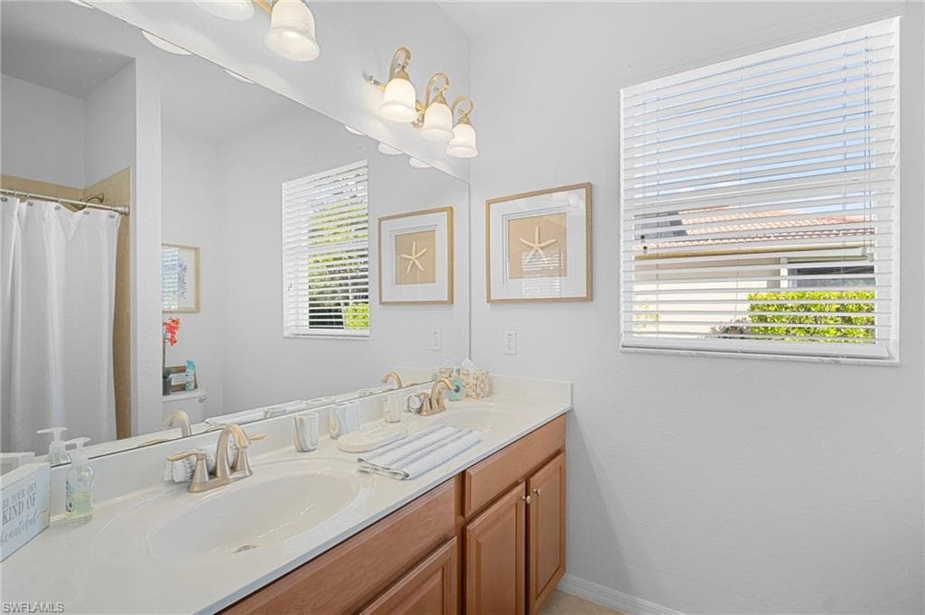 8088 Piedmont DR, NAPLES FL 34104-18