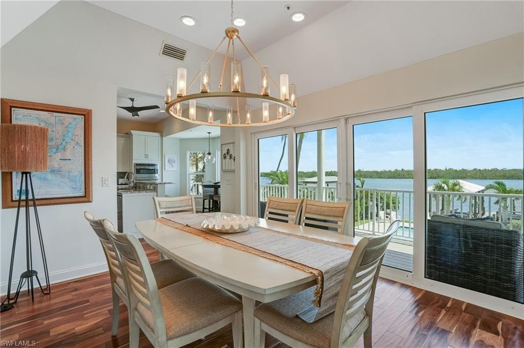 4031 Bayside RD, FORT MYERS BEACH FL 33931-5