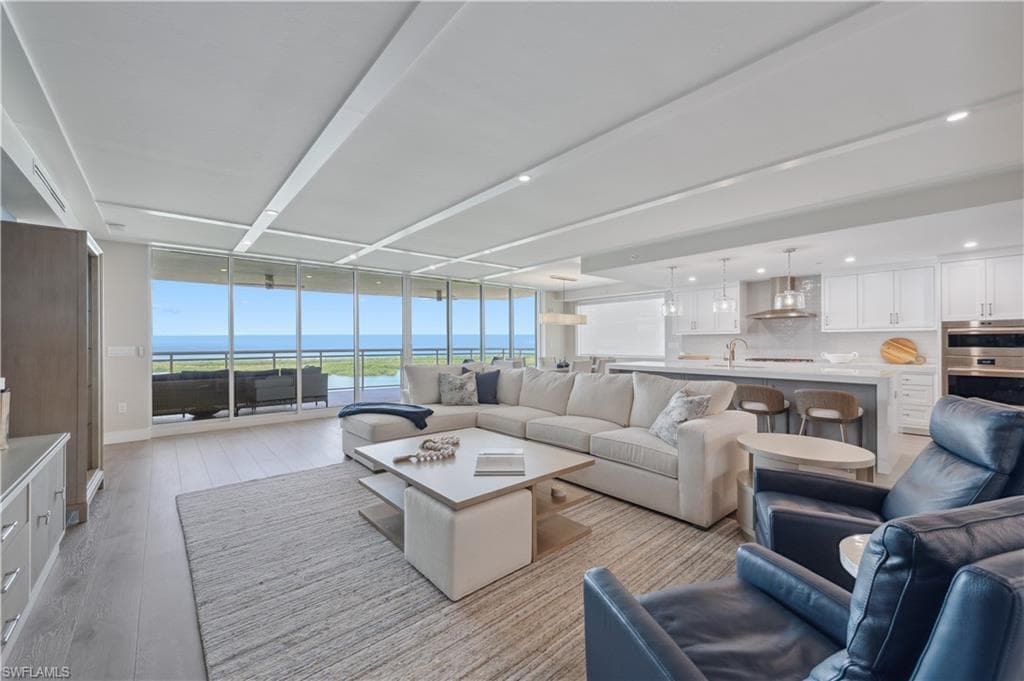 13945 Old Coast RD # 1606, NAPLES FL 34110-1