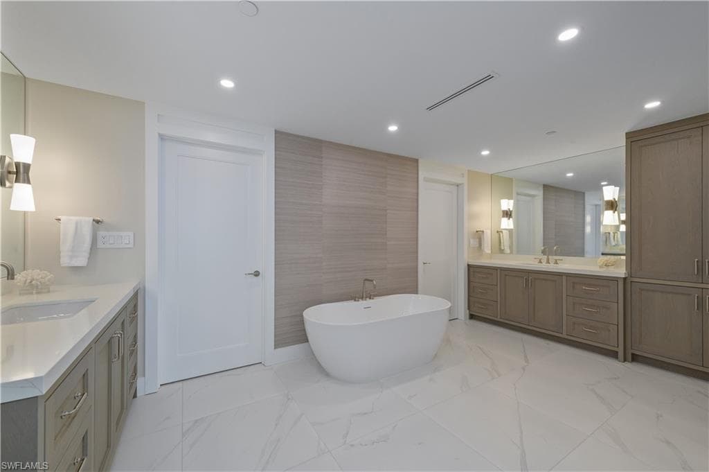 13945 Old Coast RD # 1606, NAPLES FL 34110-12