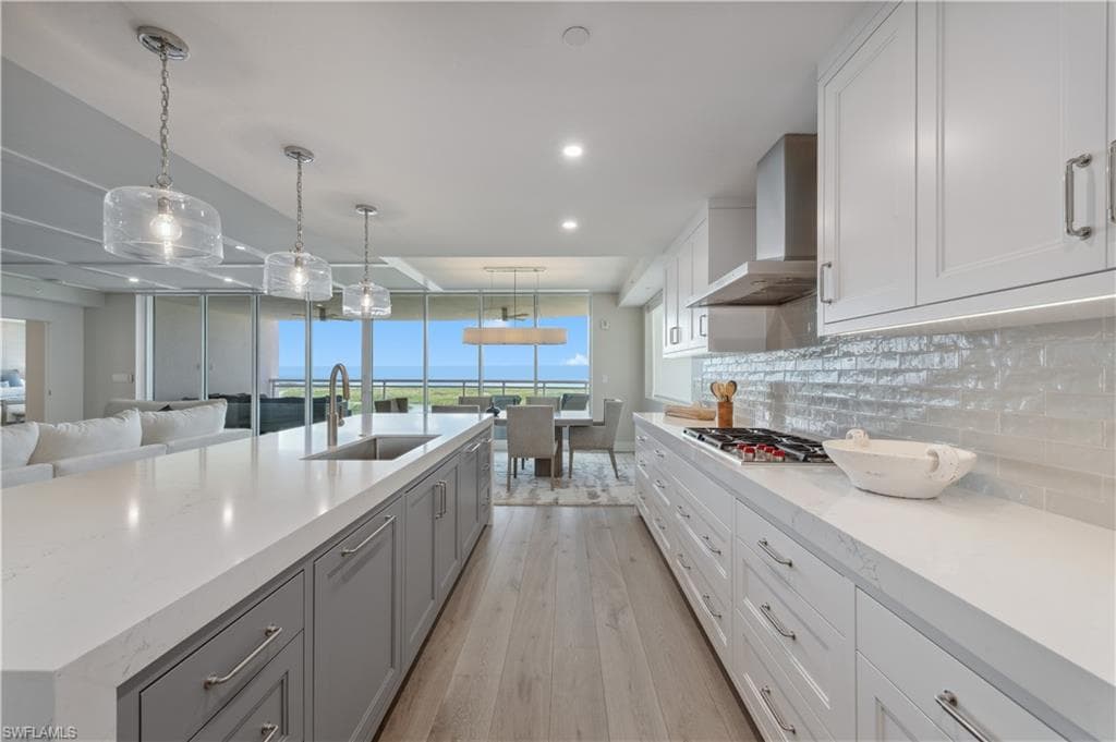 13945 Old Coast RD # 1606, NAPLES FL 34110-2