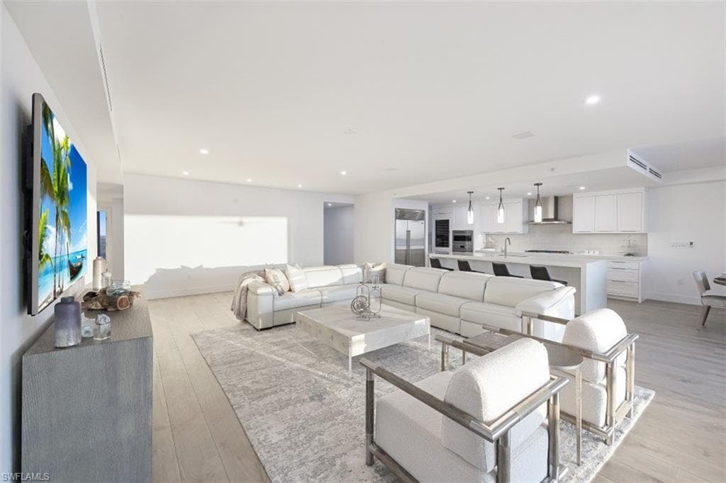 13935 Old Coast RD # 1703, NAPLES FL 34110-1