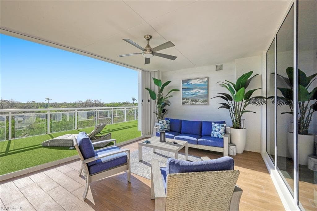 13915 Old Coast RD # 305, NAPLES FL 34110-22