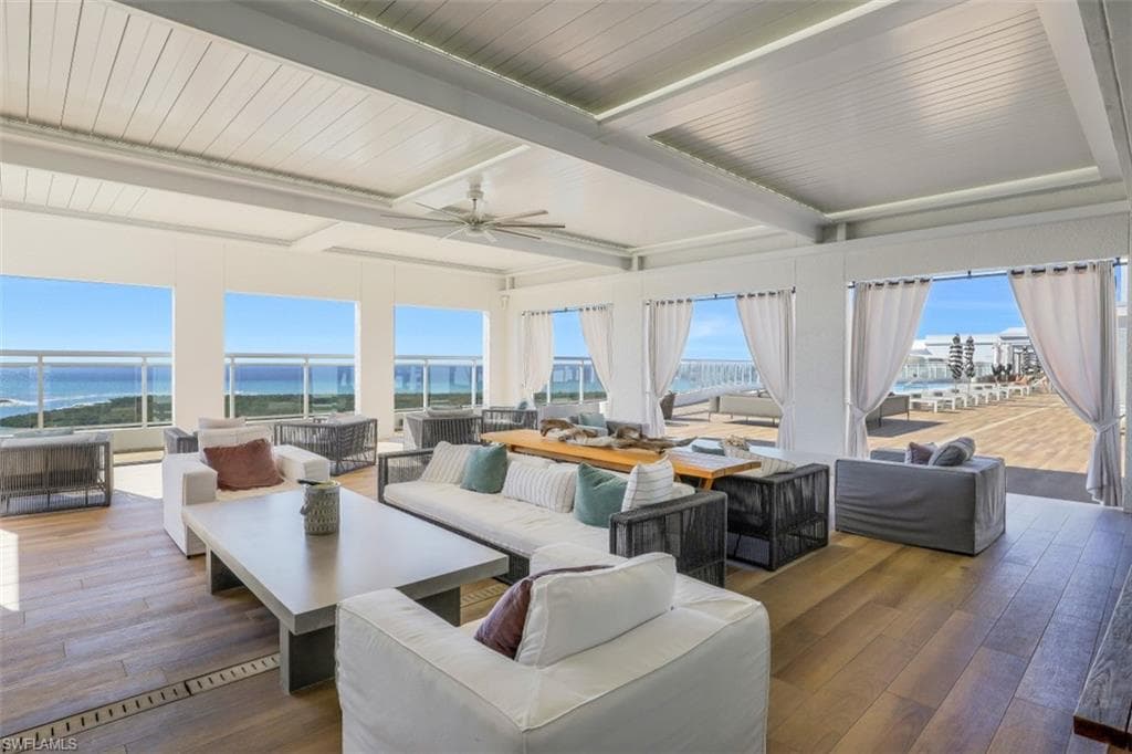 13915 Old Coast RD # 305, NAPLES FL 34110-30