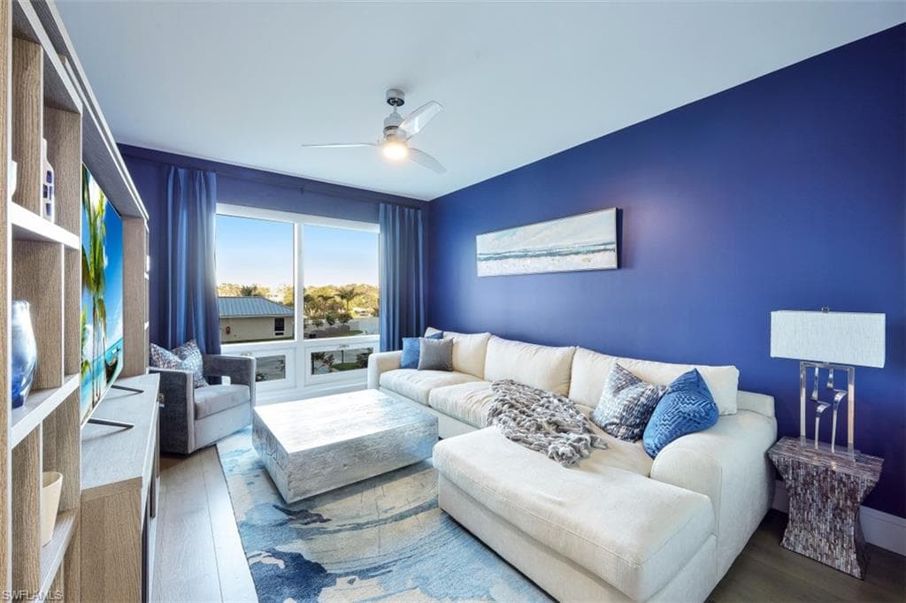 13915 Old Coast RD # 305, NAPLES FL 34110-20