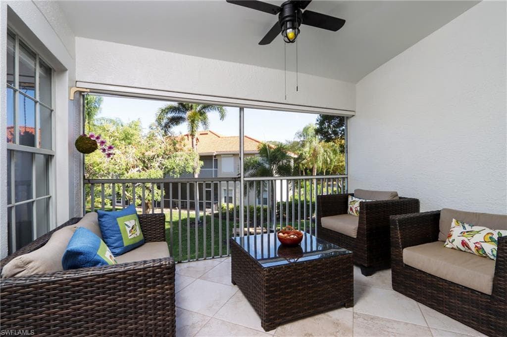 2585 Old Groves RD # L203, NAPLES FL 34109-1