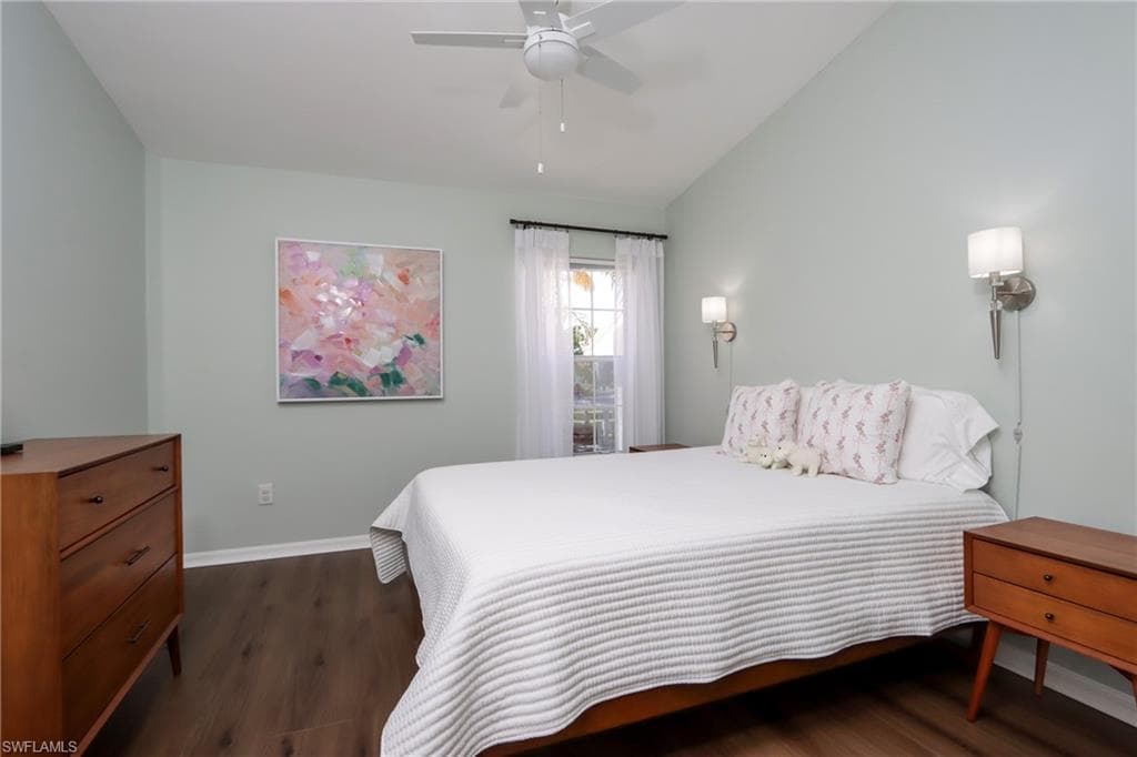 2585 Old Groves RD # L203, NAPLES FL 34109-12