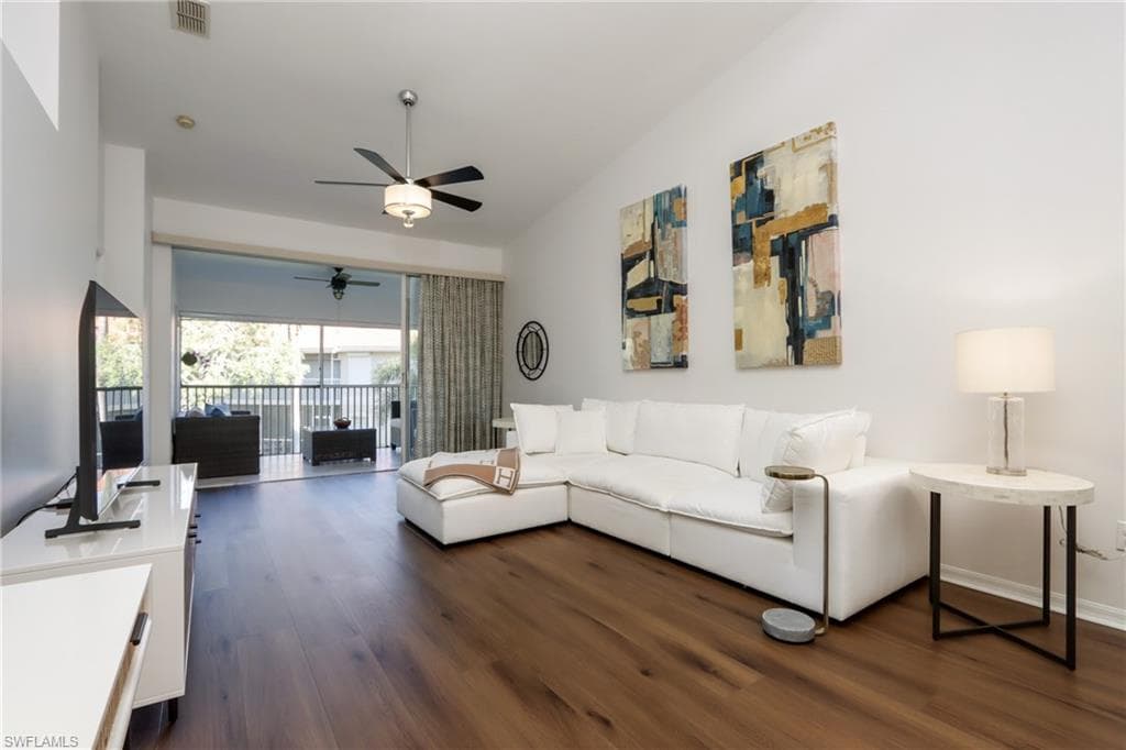 2585 Old Groves RD # L203, NAPLES FL 34109-2