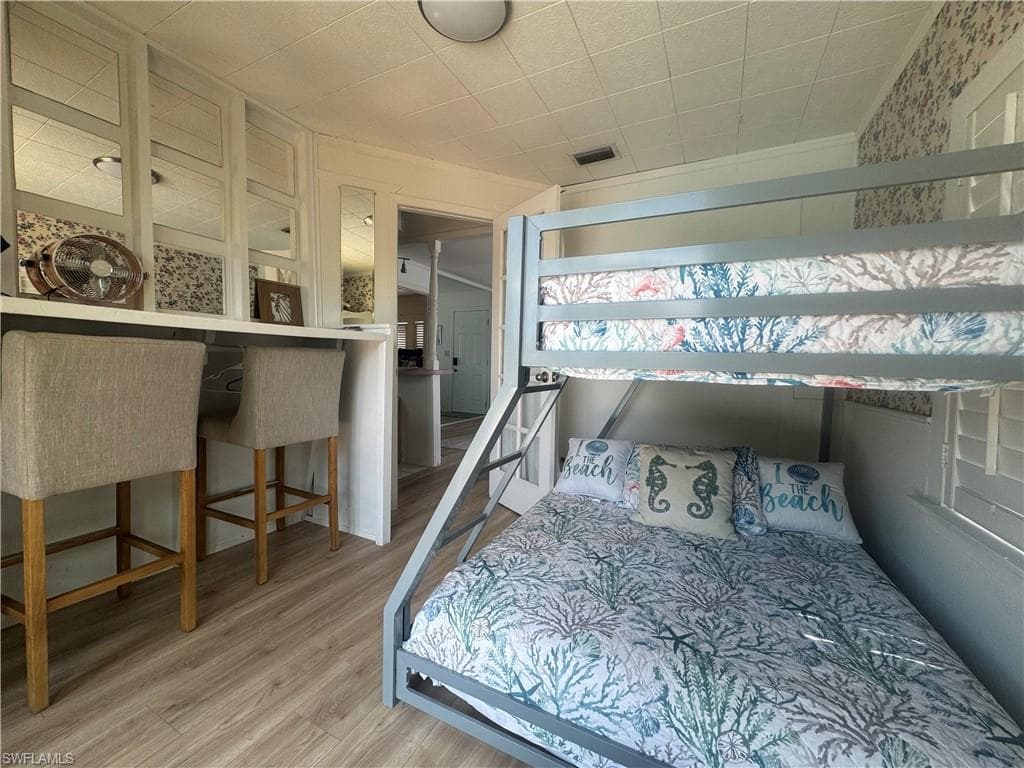 1012 Ridge ST, NAPLES FL 34103-12