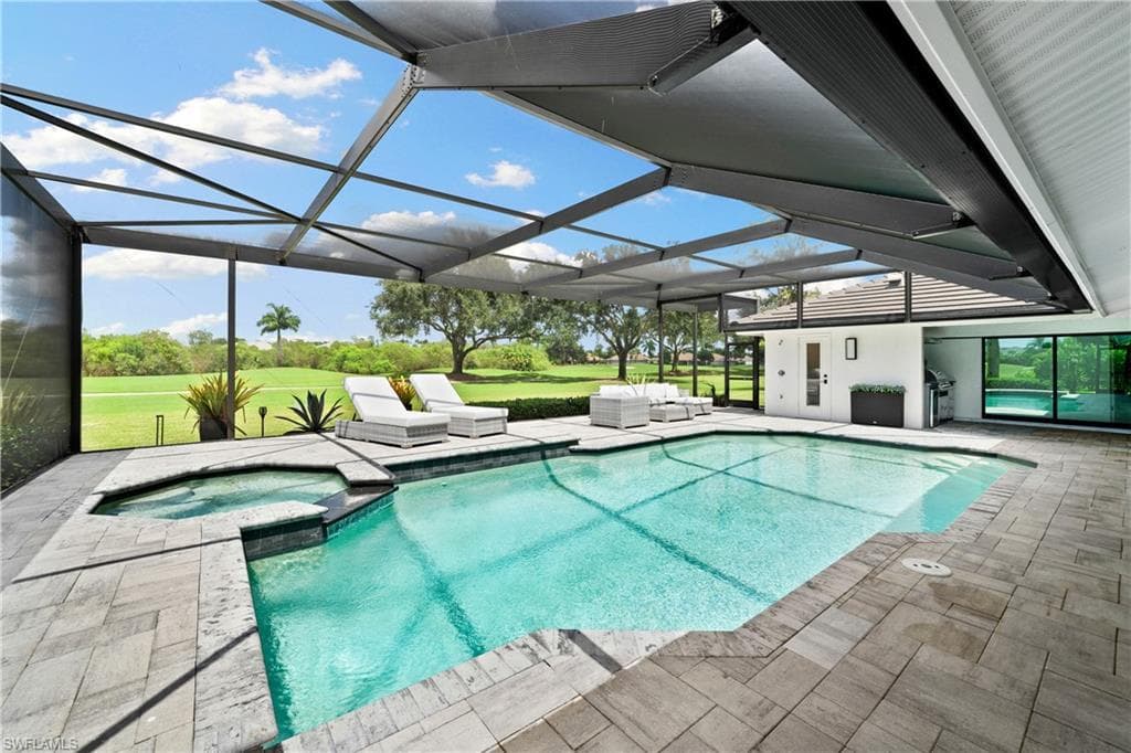 19559 Vintage Trace CIR, ESTERO FL 33967-26