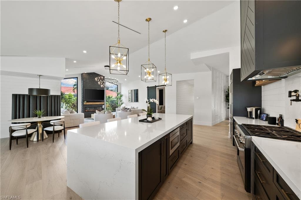 19559 Vintage Trace CIR, ESTERO FL 33967-12